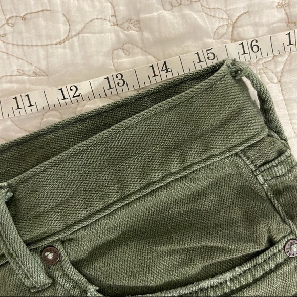 Free People Distressed Shorts Army Olive Green We the Free Size 28 - Picture 4 of 6